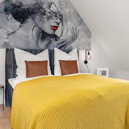 Maracoon - Suite Apartments Essen Messe I Great Location Buitenkant foto